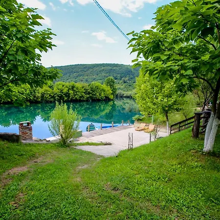 River 4 Apartment Bihac